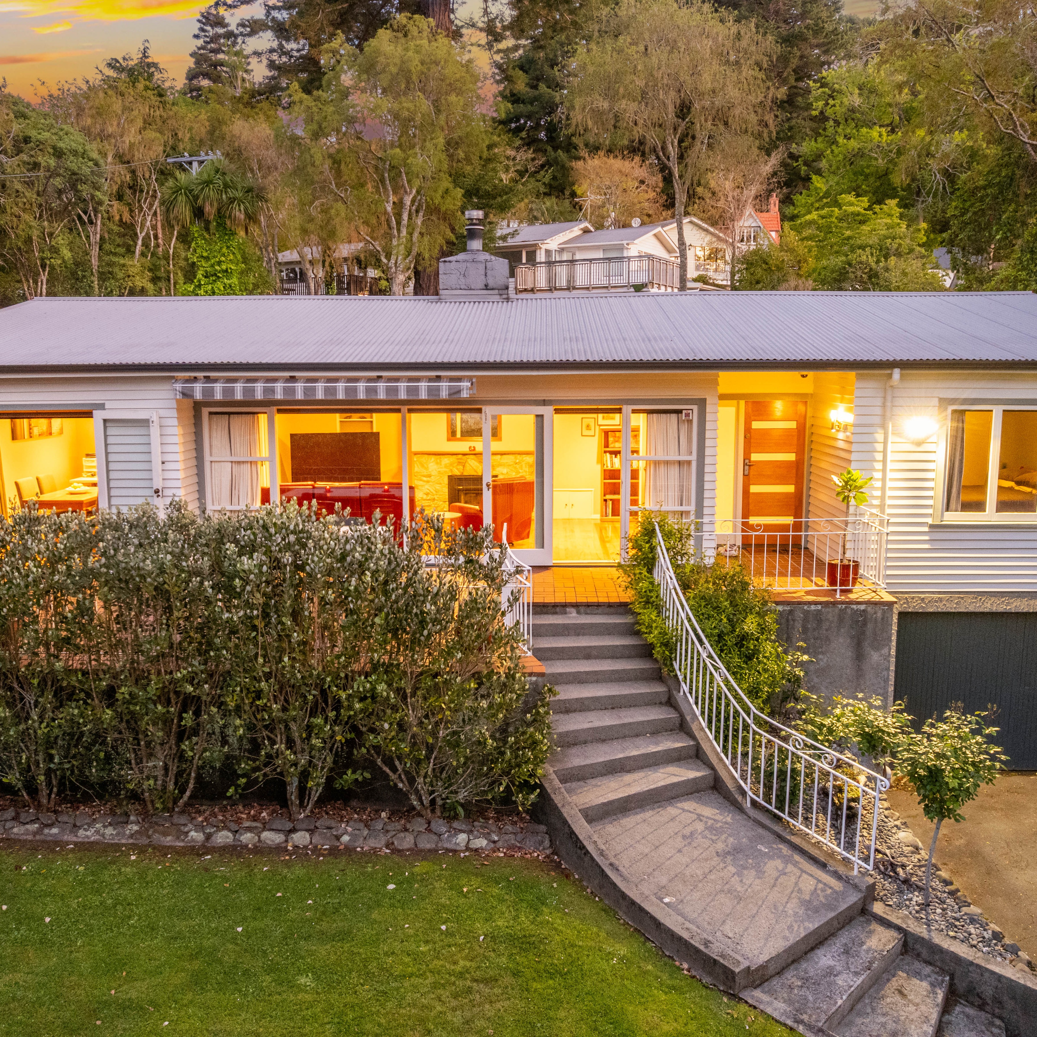 26 Chatsworth Road, Silverstream thumbnail