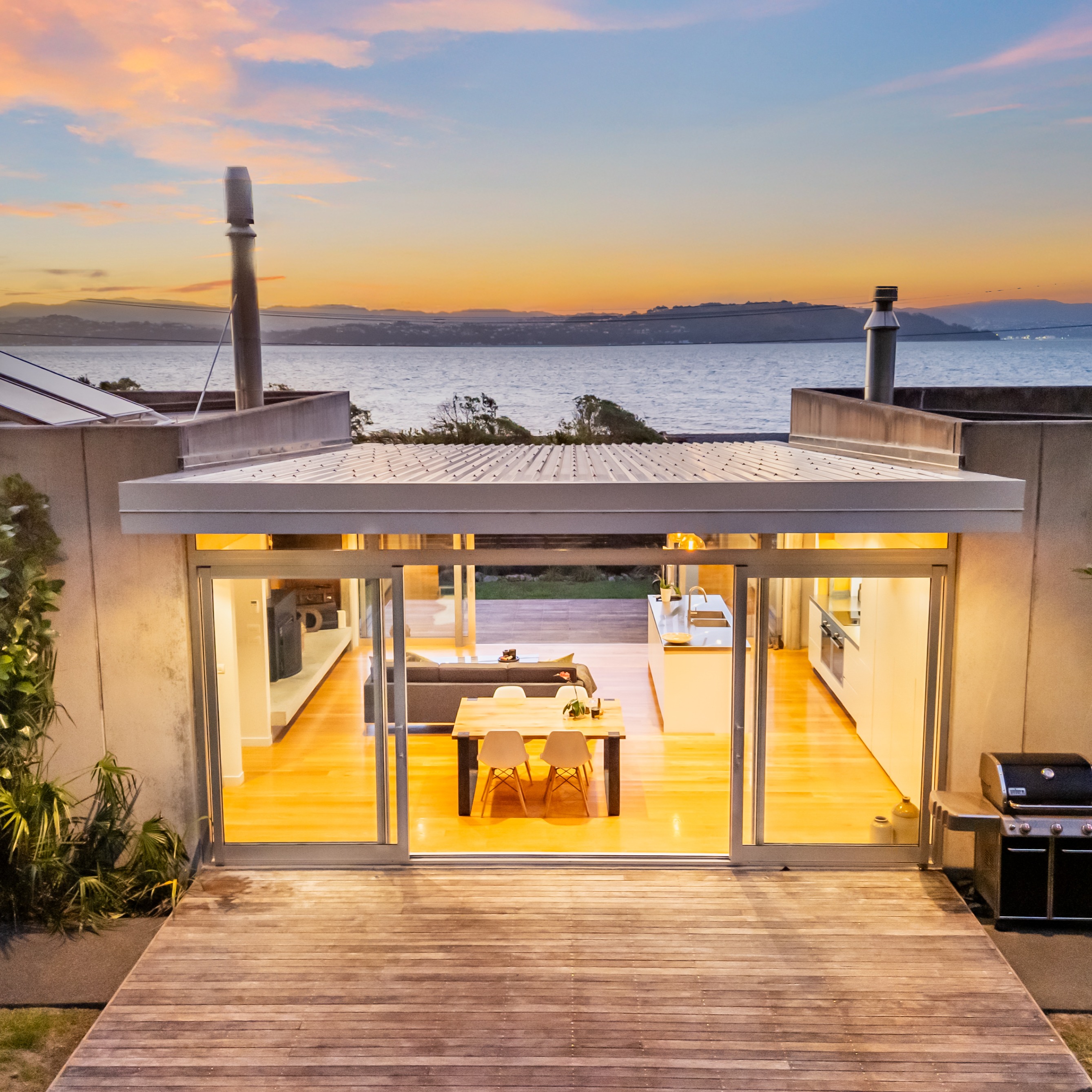 505 Muritai Road, Eastbourne thumbnail