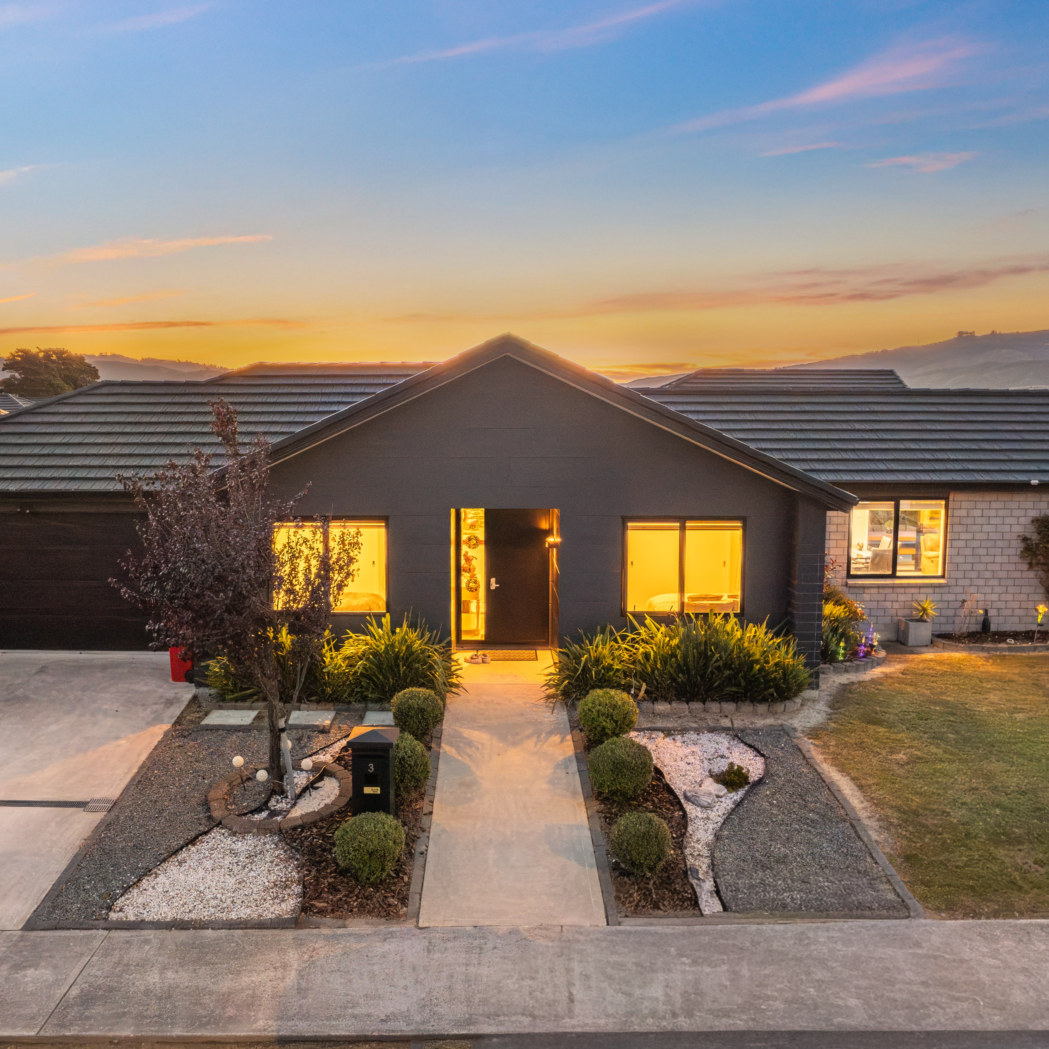 3 Te Kaeaea Crescent, Wallaceville thumbnail