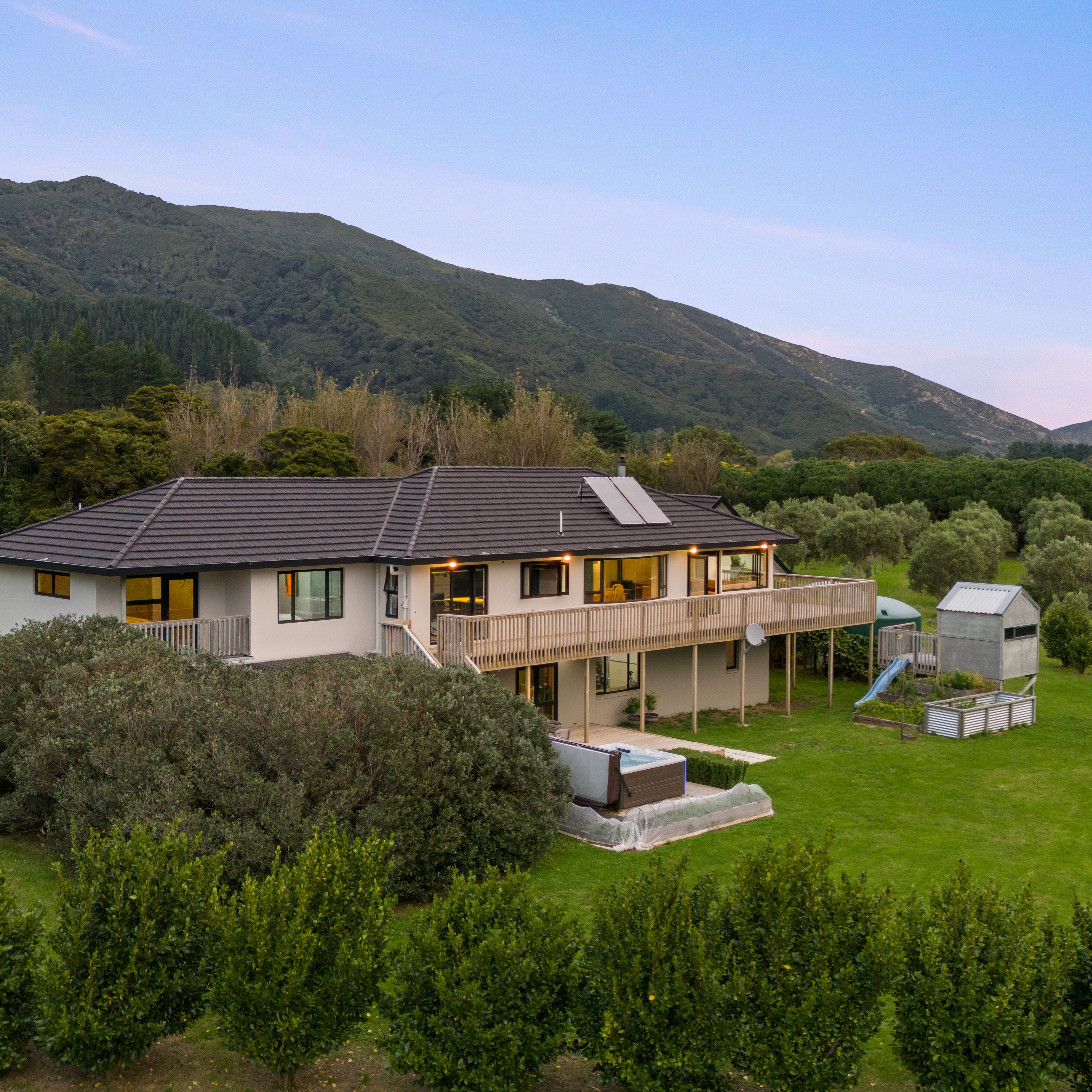 1276 Coast Road thumbnail