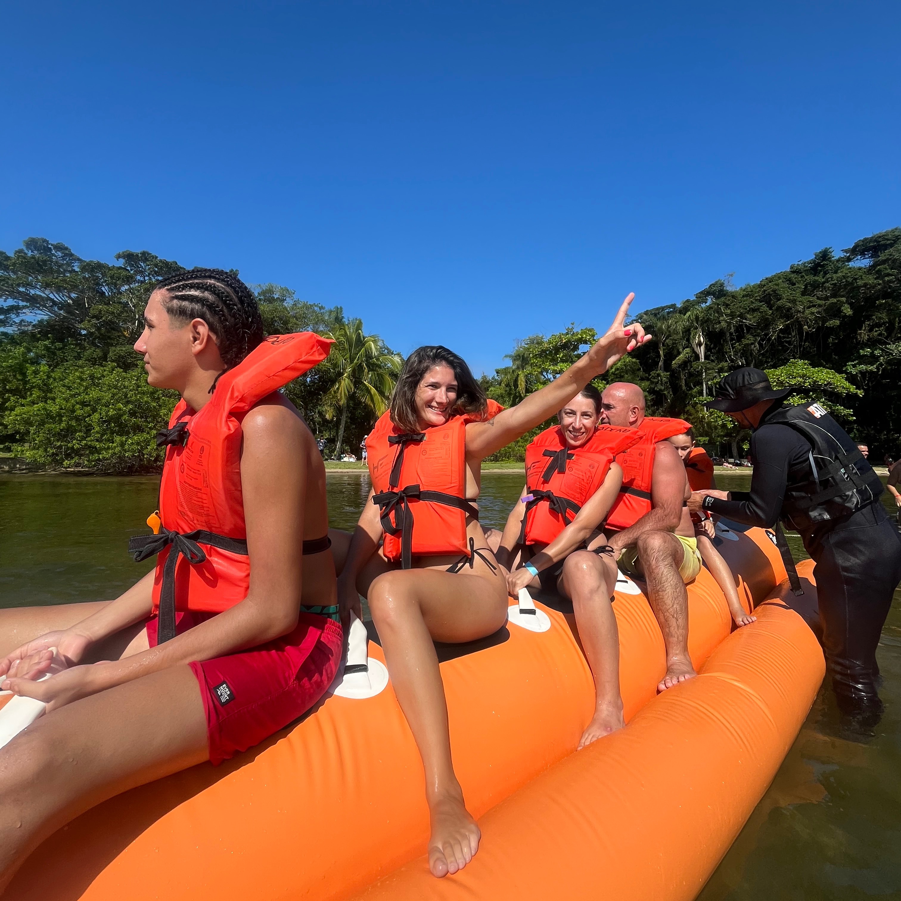 ⛴️ CATAMARAN PORTO MADERO☀️ thumbnail