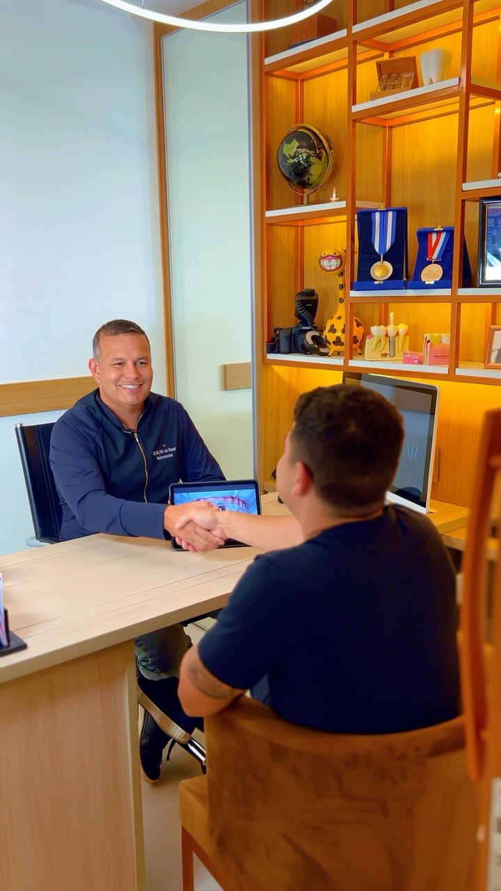 Aqui na Clínica Dr. José Ribamar você vive essa experiência: acolhimento e excelência! 🫡

Essa é a nossa receita para ga