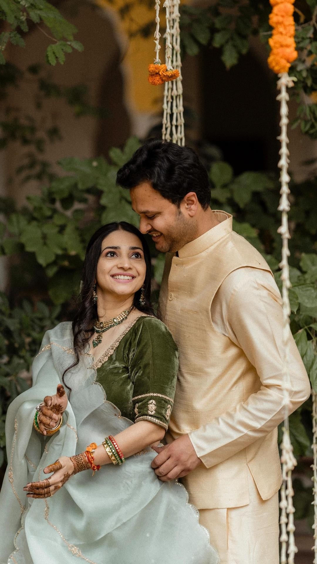 A whirlwind of pictures of Shuchi & Ashish’s super cute mehendi & haldi.
.
Bride: @sunshineshuch 
Groom: @ashishsharma12