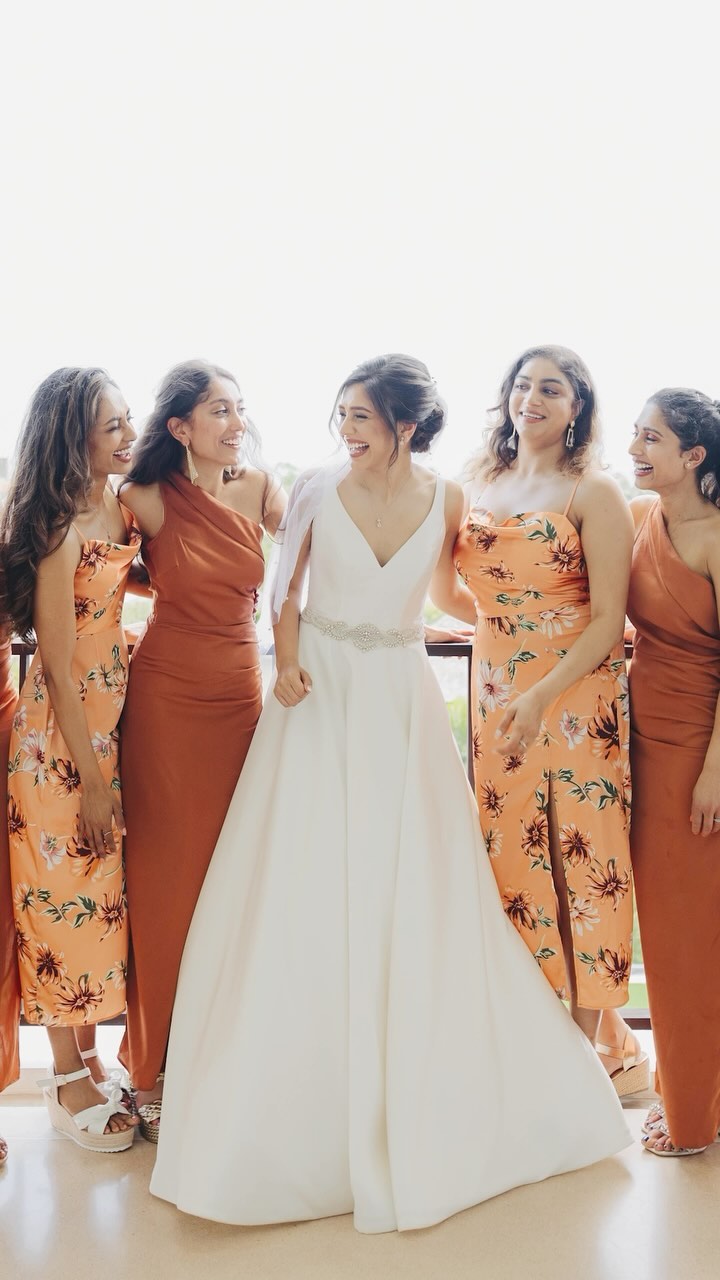Radiant smiles and lifelong memories in the making with Juhi and her fabulous bridesmaid squad! 💐 @arjureadytoshaadi #Av