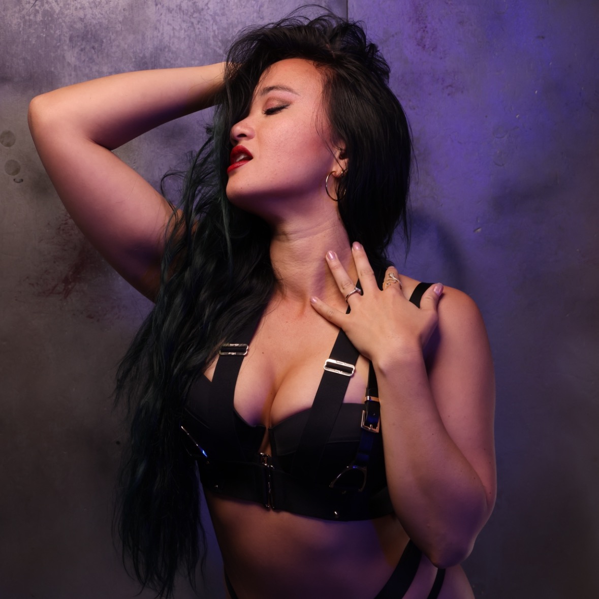 LoyalFans 🔥Live Shows and Fetish Videos🔥 thumbnail