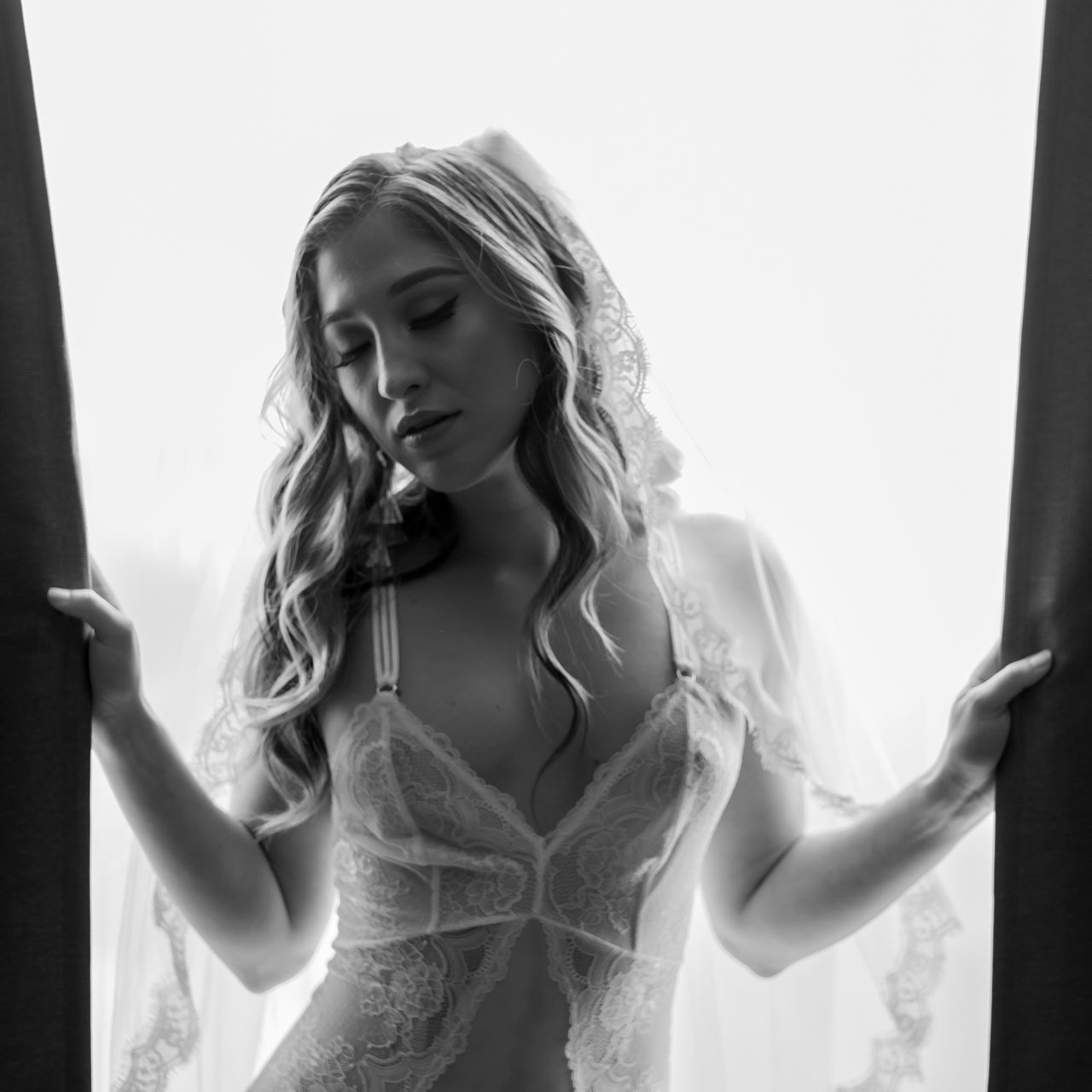 Boudoir Photos Price thumbnail