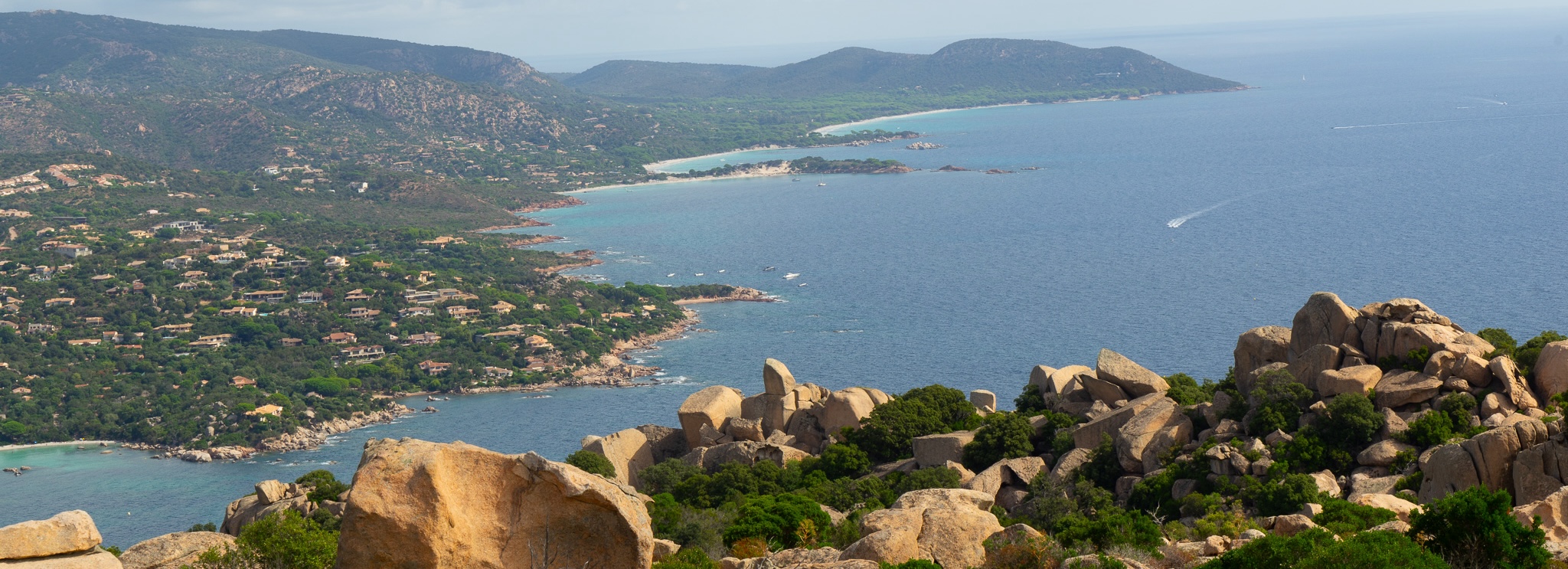 Experiencing climbing adventures to get the best shot over the bay & islands thumbnail