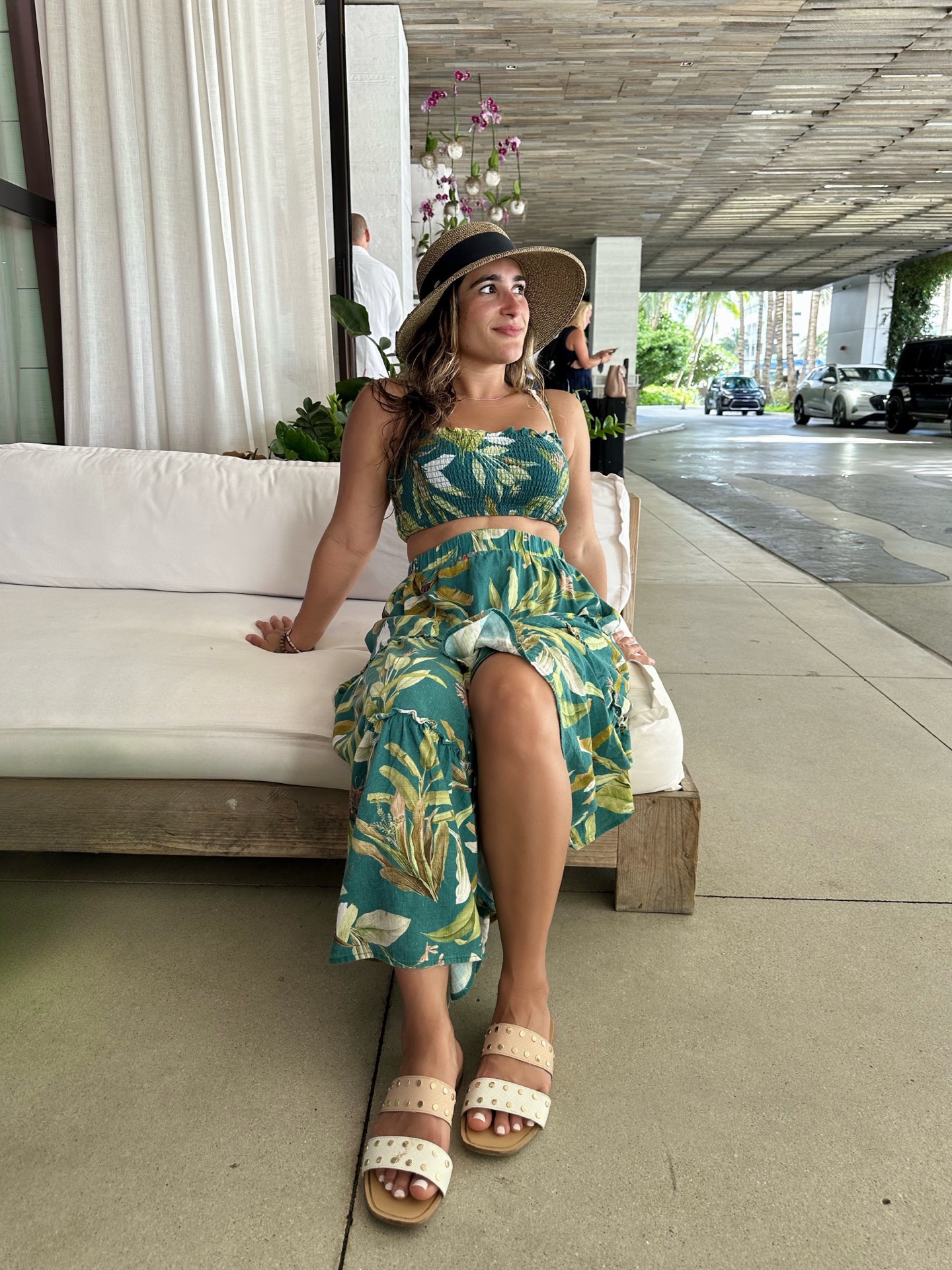 Amazon Favorites  thumbnail