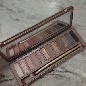 SEINT version of Urban Decay Naked 3 eyeshadow palette dupe: thumbnail