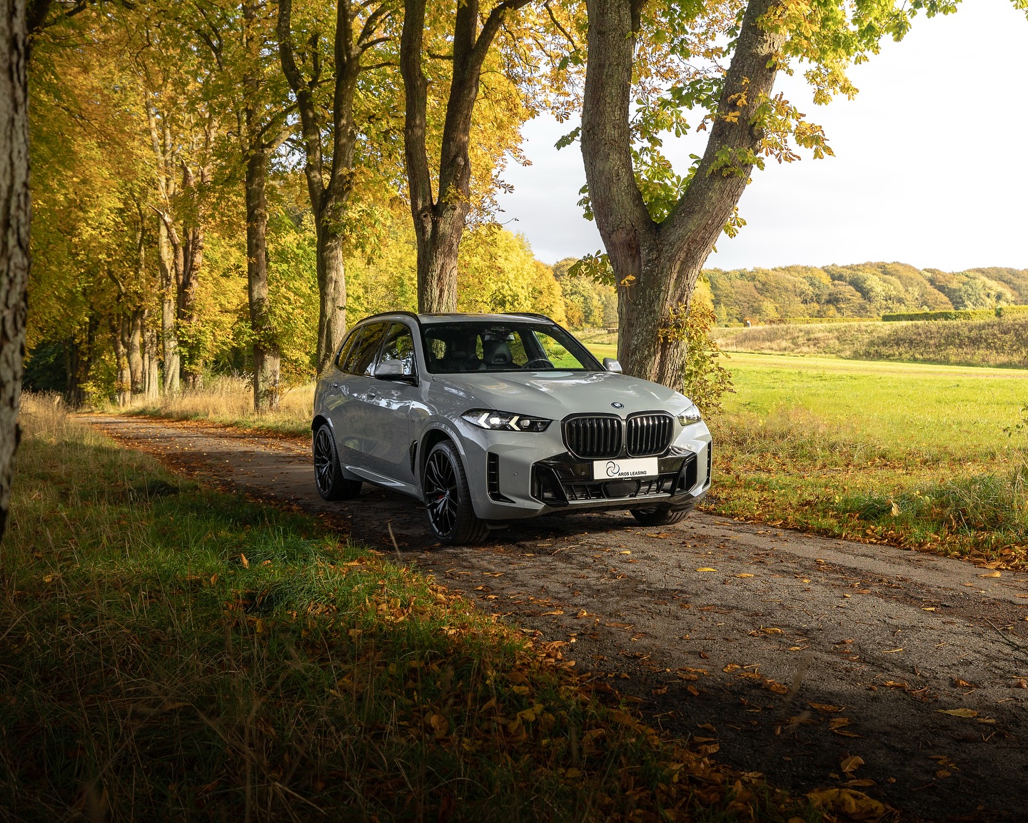 Så er der vinterbil for alle pengene 🤩

BMW X5 xDrive50e byder på den perfekte kombination af luksus og power!

Bilen ti