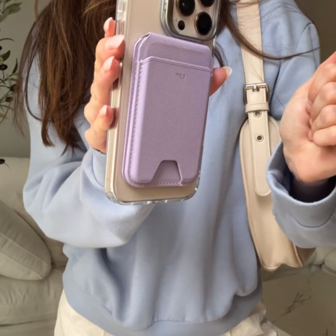 ESR HaloLock Aura Wallet Stand thumbnail