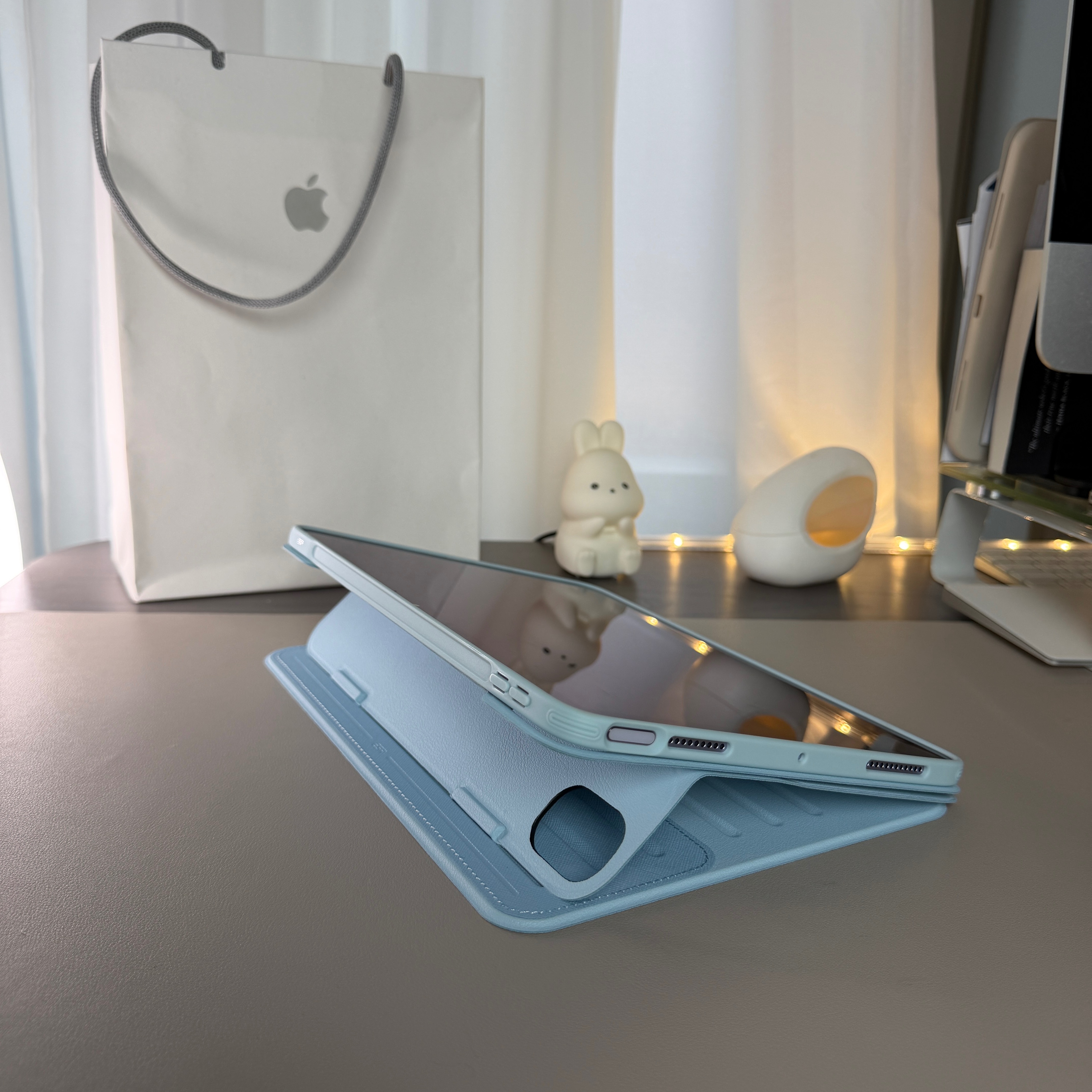 iPad Air Shift Magnetic Case thumbnail