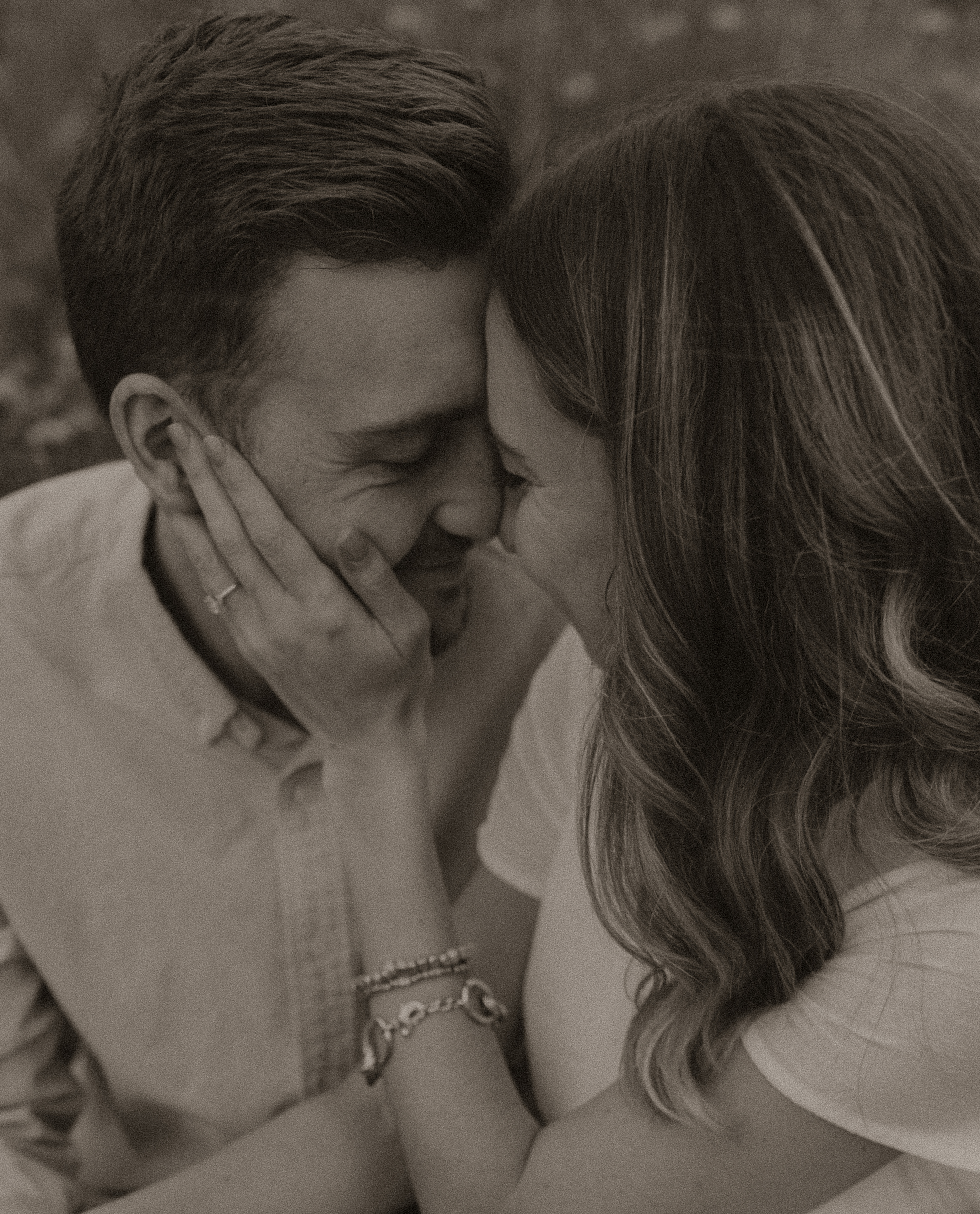 Hire me as your third wheel  thumbnail