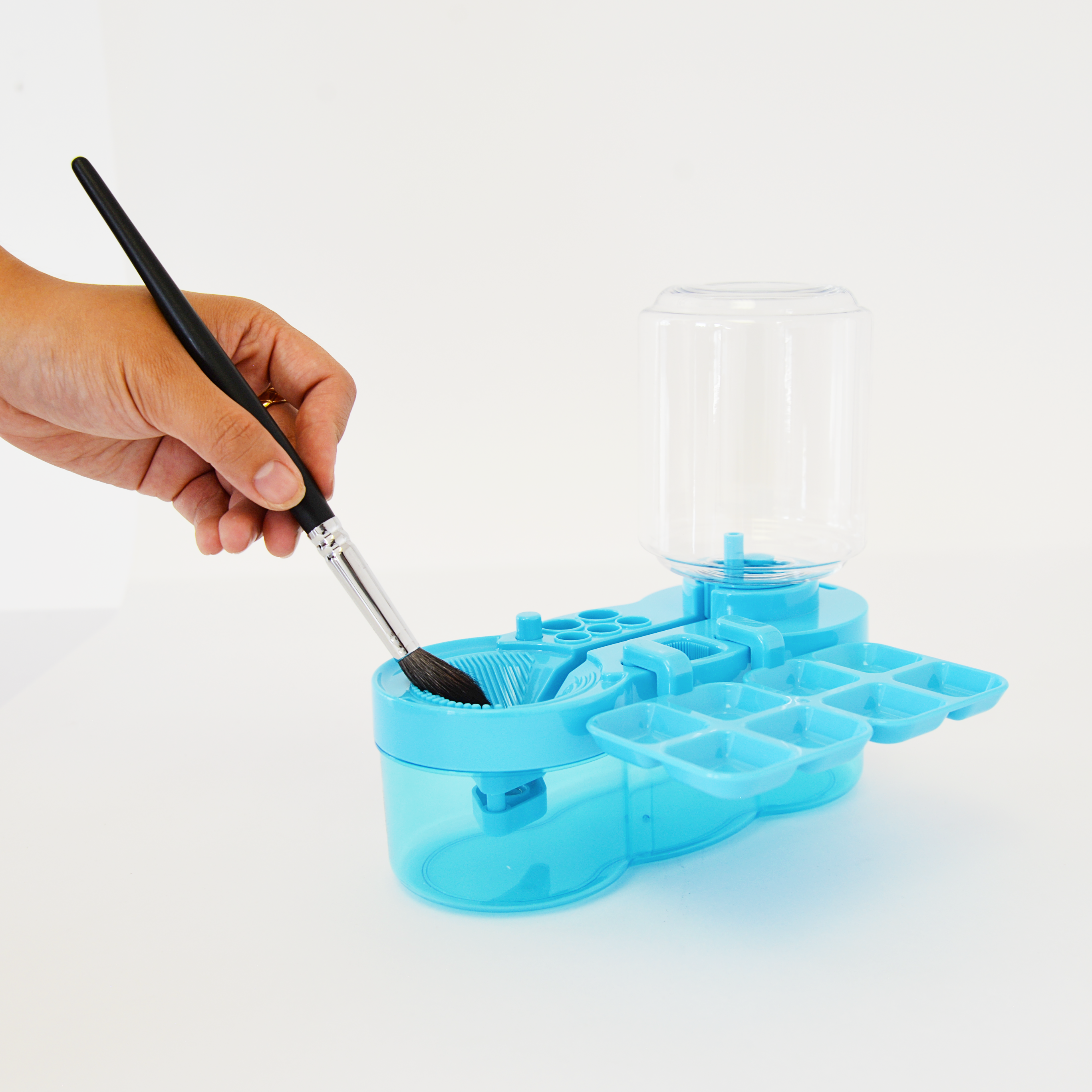 Clean Flow Brush Washer thumbnail