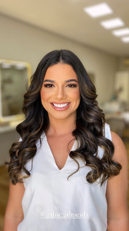 MAQUIAGEM / PENTEADO thumbnail