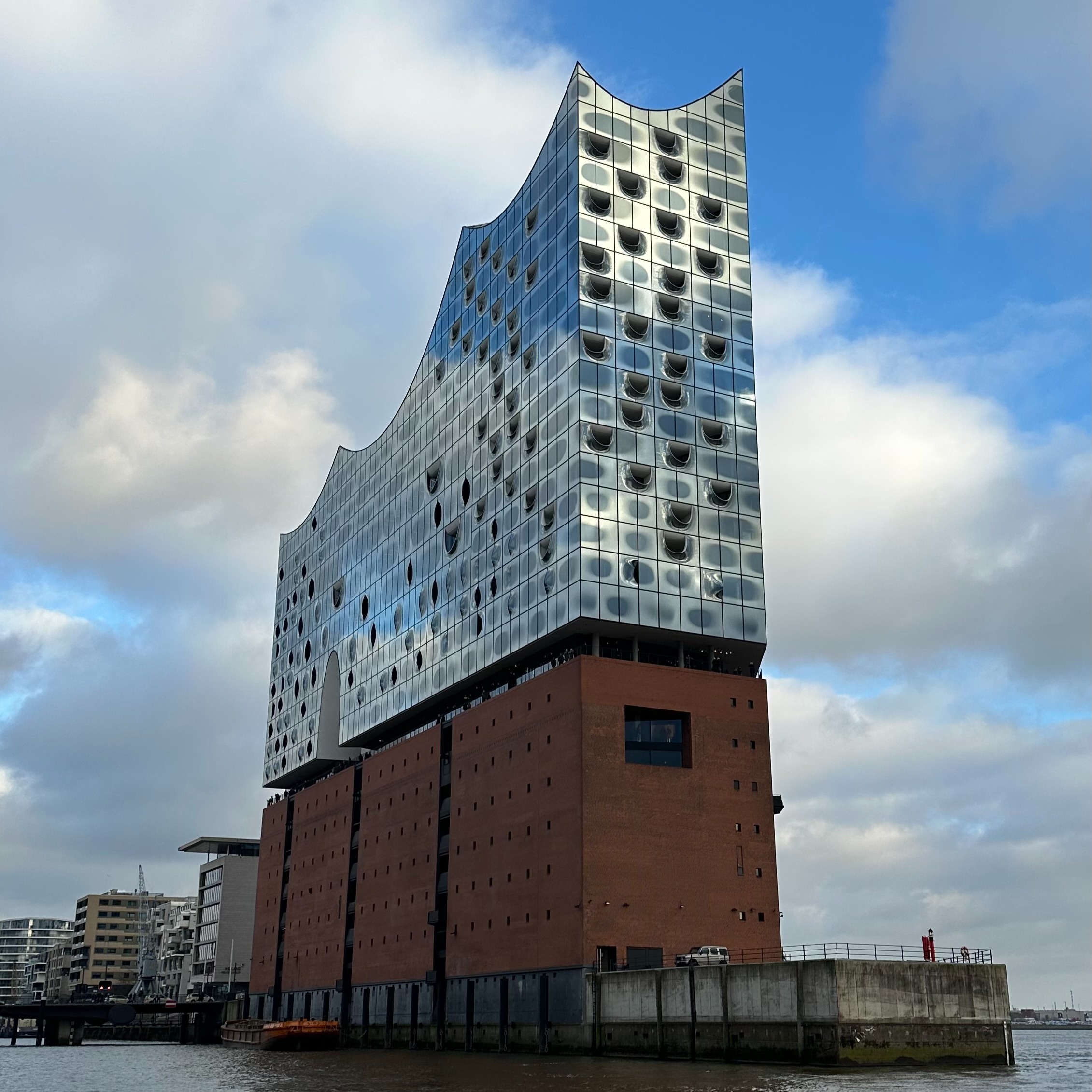 Download Your Free Hamburg Travel Plan! thumbnail