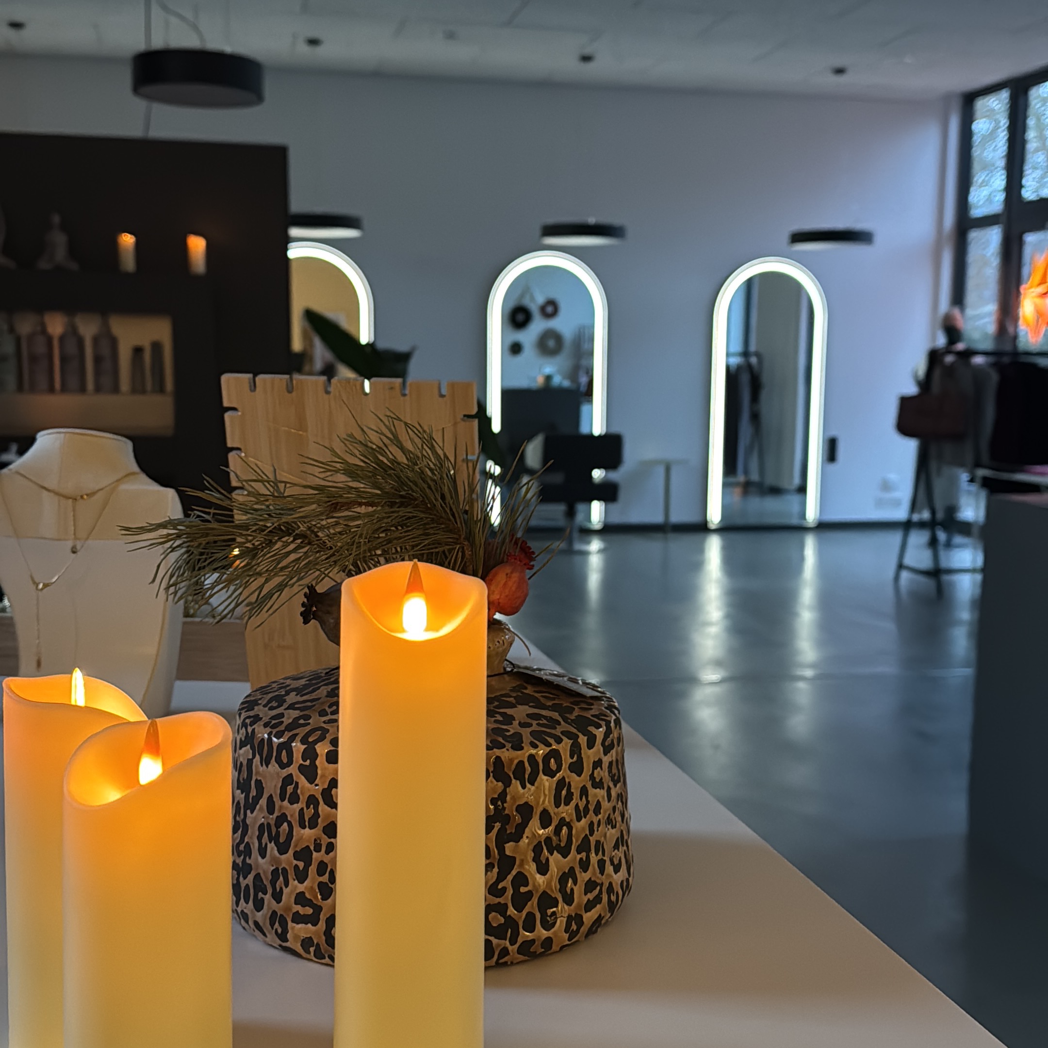 ✨ Studio C entdecken thumbnail