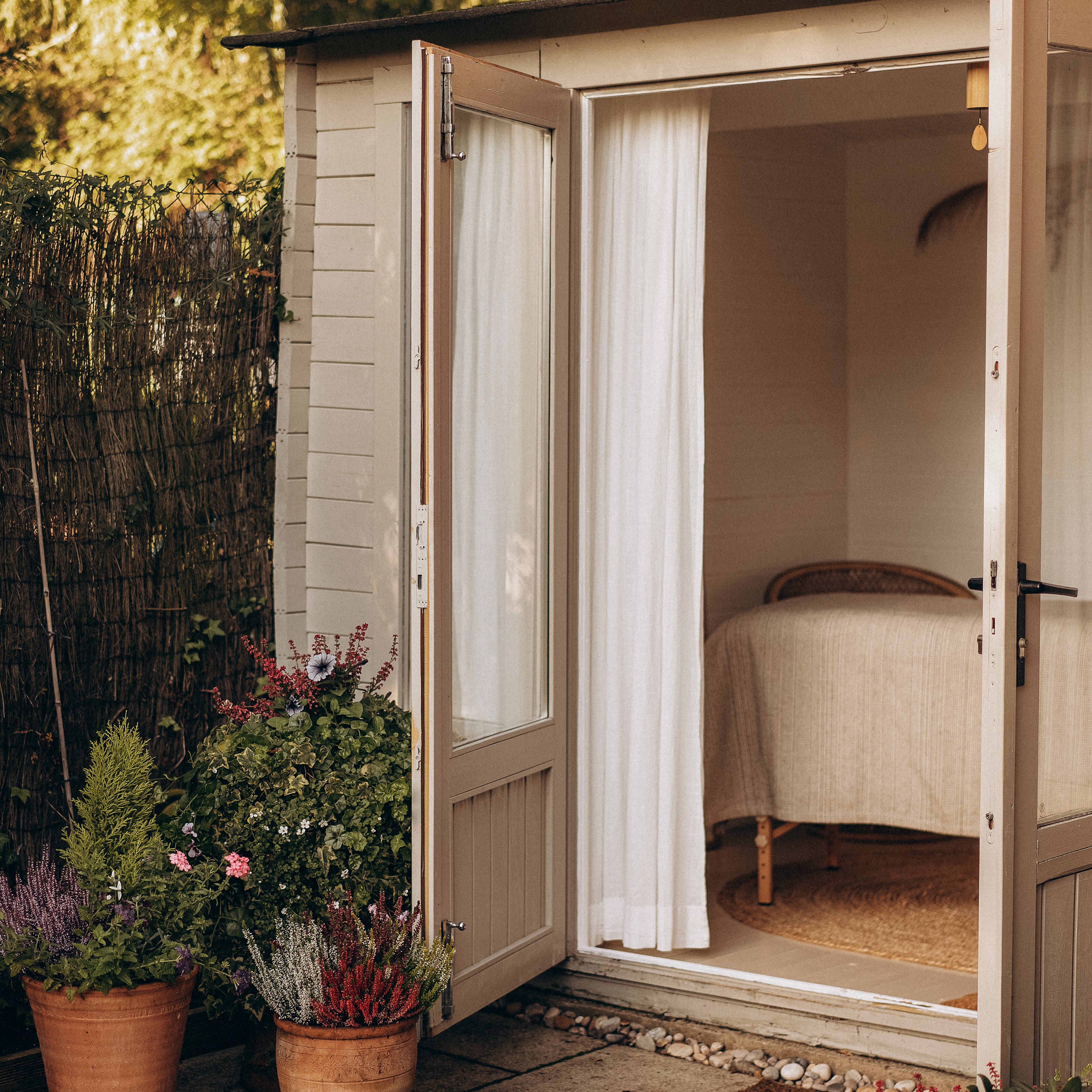 ONLINE BOOKINGS Massage/Yoga/Sound/Retreats thumbnail