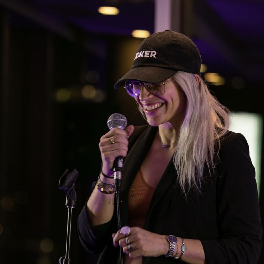 Eva Rostain (Productrice) thumbnail