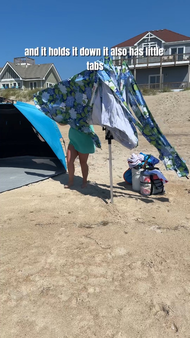 beach day essentials with kids  thumbnail