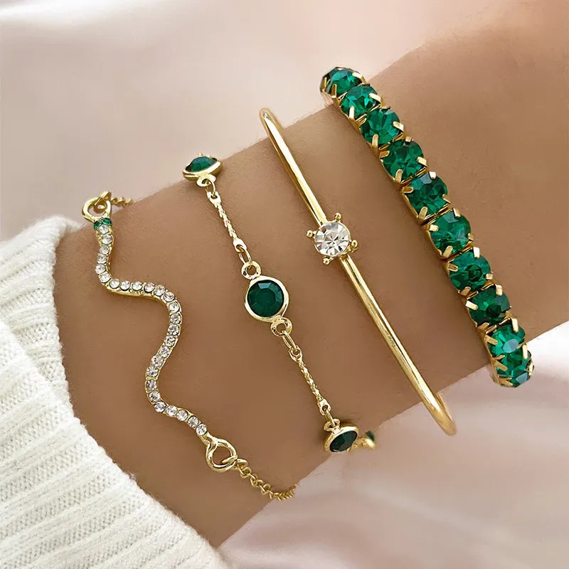Conjunto de 4 pulseiras de cobra com strass verde thumbnail