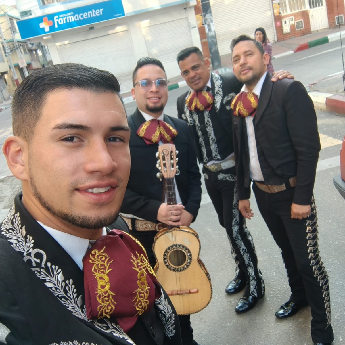Mariachis en Bogotá  thumbnail