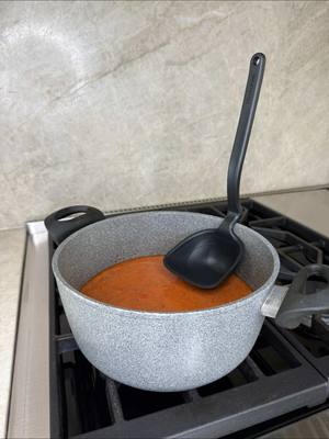 🔗In Bio! Amazon Collapsible Ladle 👩‍🍳🖤 #amazonhome #amazonkitchen #kitchengadgets #newkitchengadget #founditonamazon 