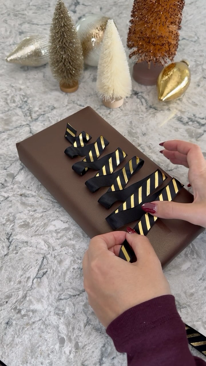 Amazon Gift Wrapping Finds! 
🔗COMMENT “GIFT PLEASE” to receive a DM. You have to follow me to receive a message. You can
