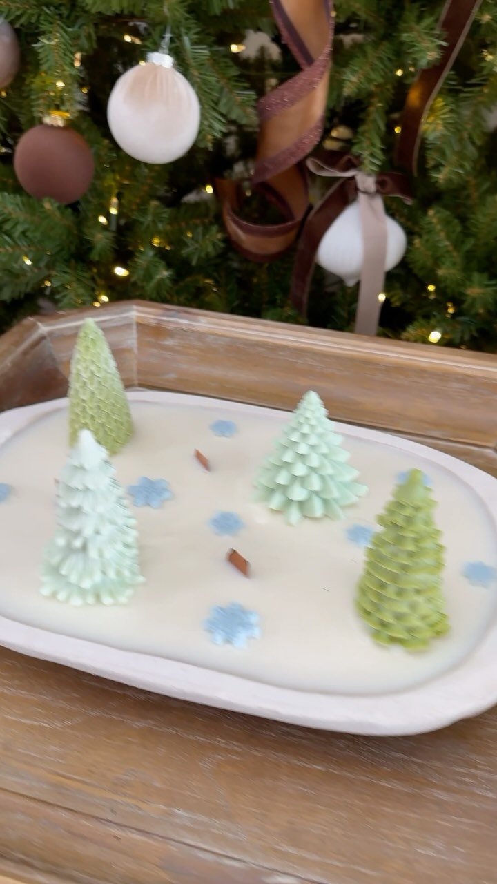 Amazon Homemade Holiday Candle 🕯️🎄❄️
🔗COMMENT “SO PRETTY” to receive a DM. You have to follow me to be able to receive a