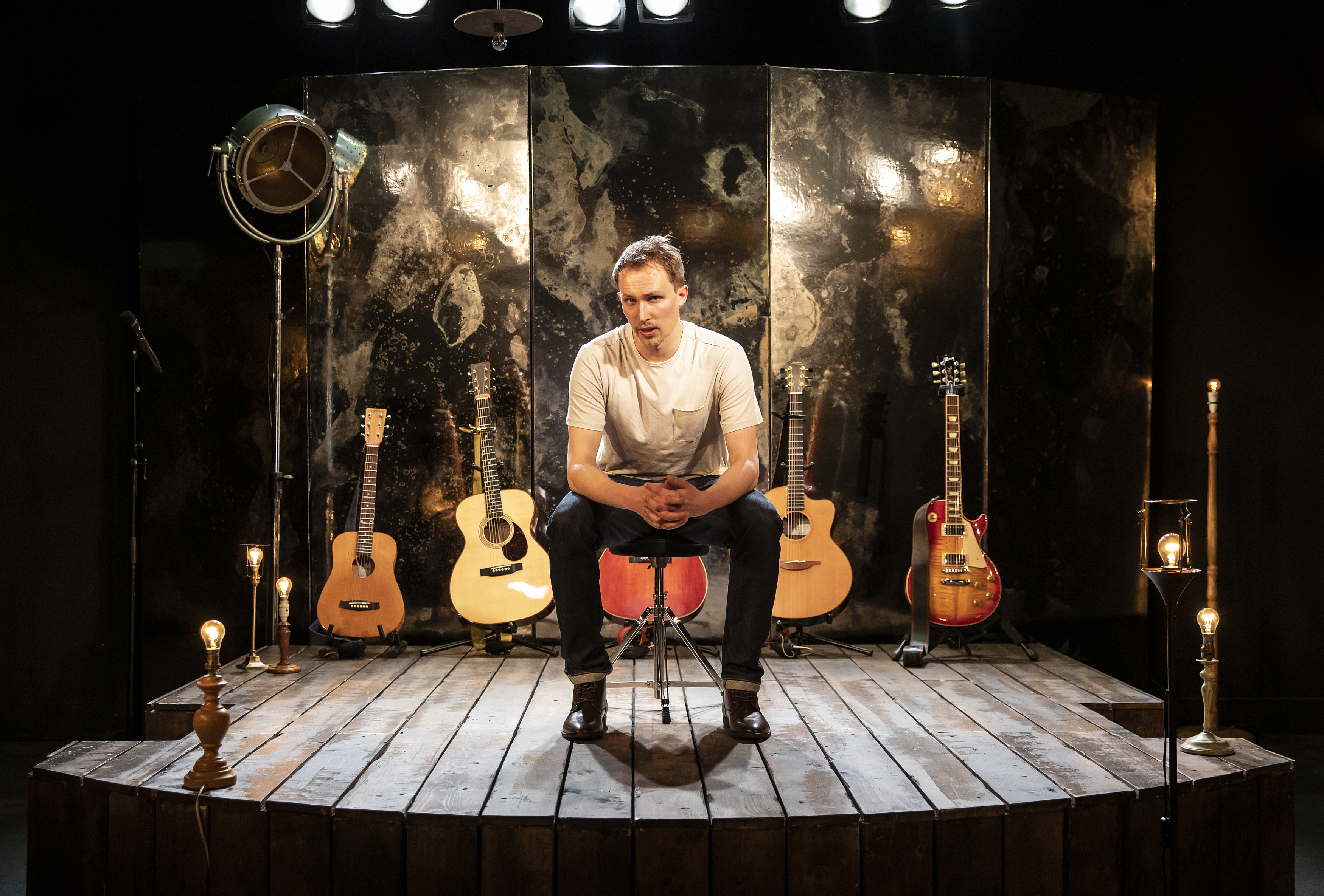 THE LION ★★★★★ Review (WhatsOnStage) thumbnail