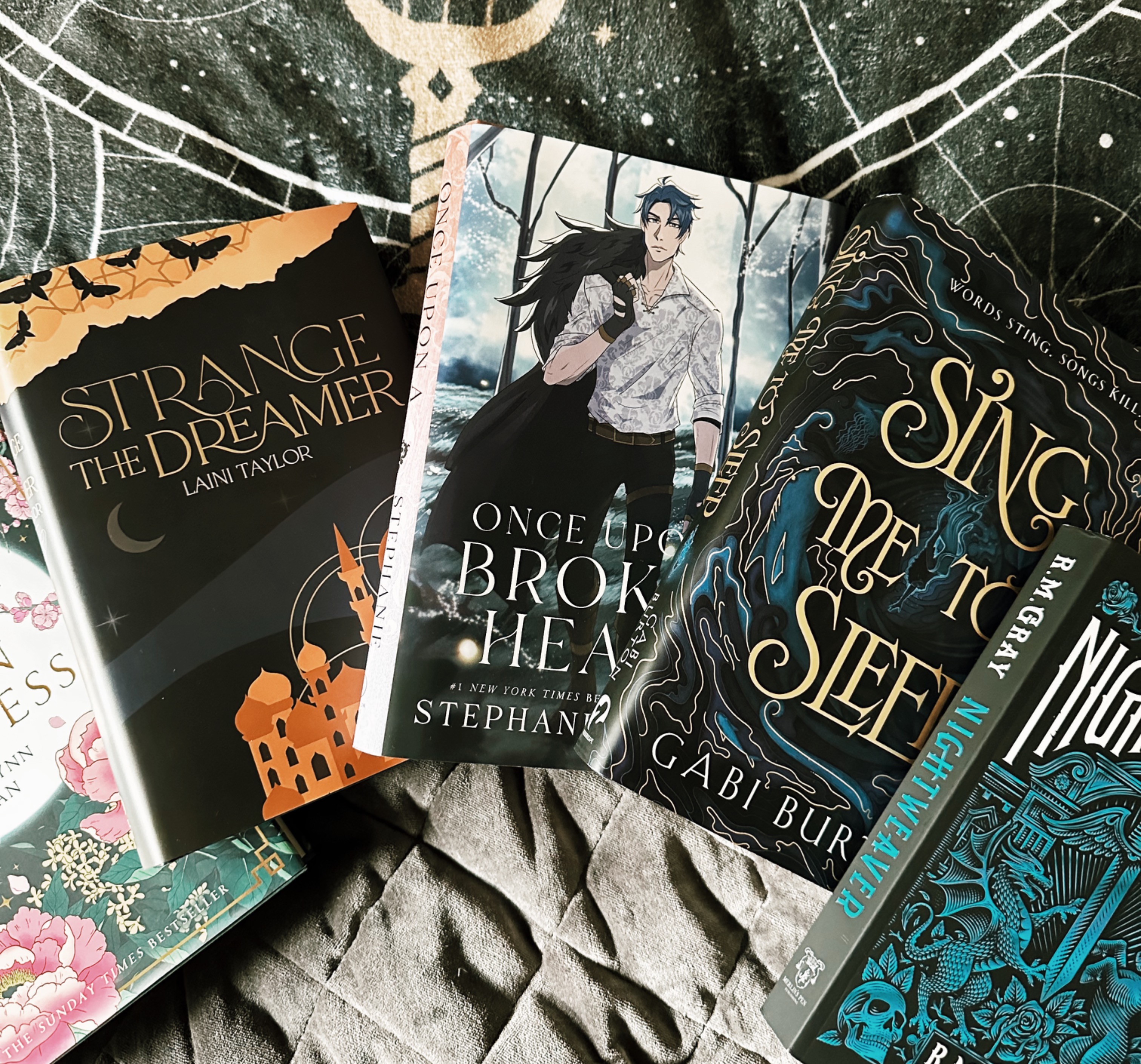 Musings of the Nine Book Club ๐ง๐ป thumbnail