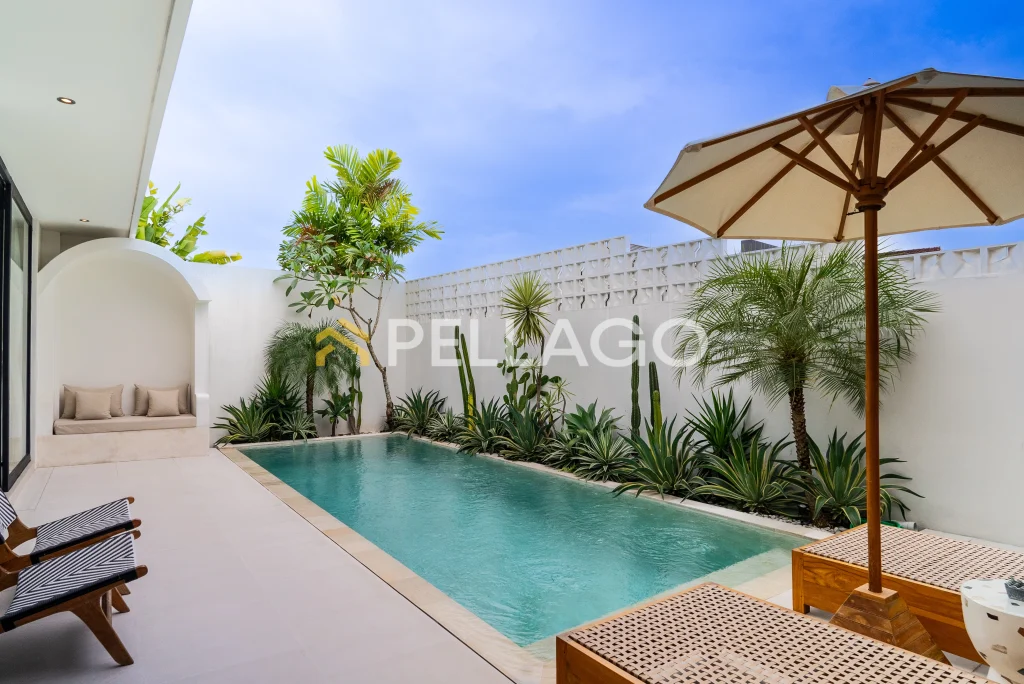 Mediterranean 2-Bedroom Villa for Sale in Padonan, Canggu – Leasehold - Canggu, 2 Bed thumbnail