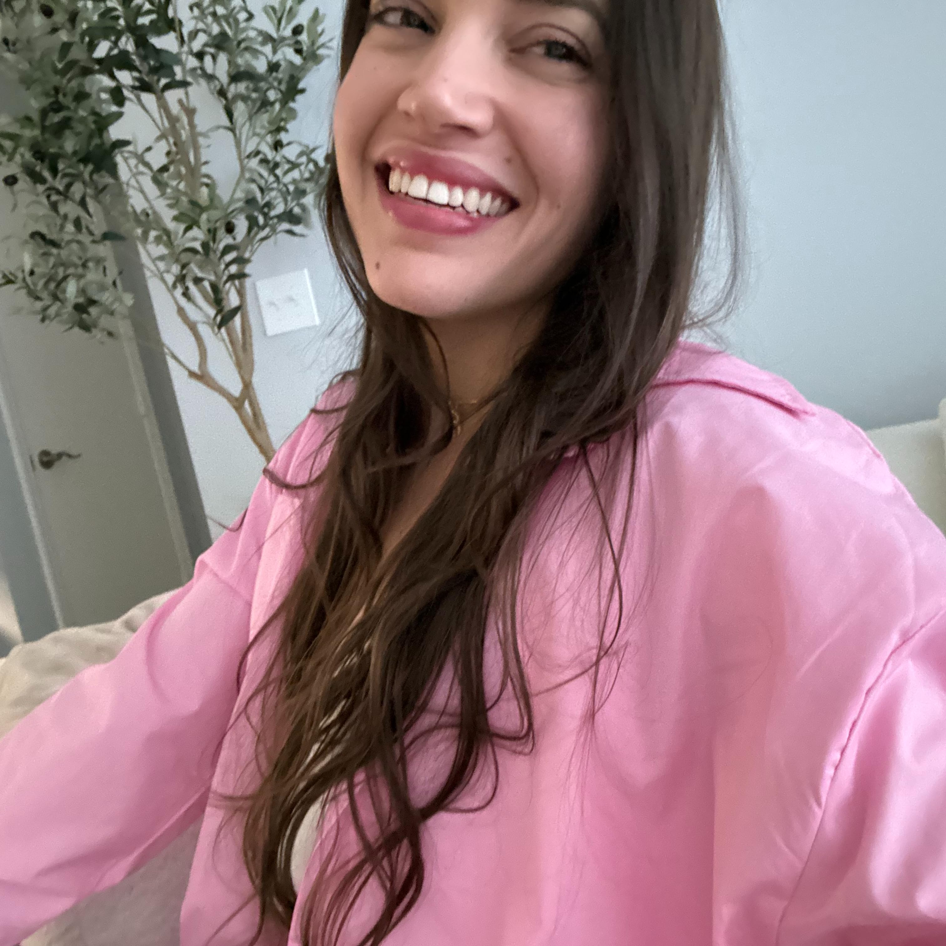 Elizabeht.S ☁️'s Amazon Page thumbnail