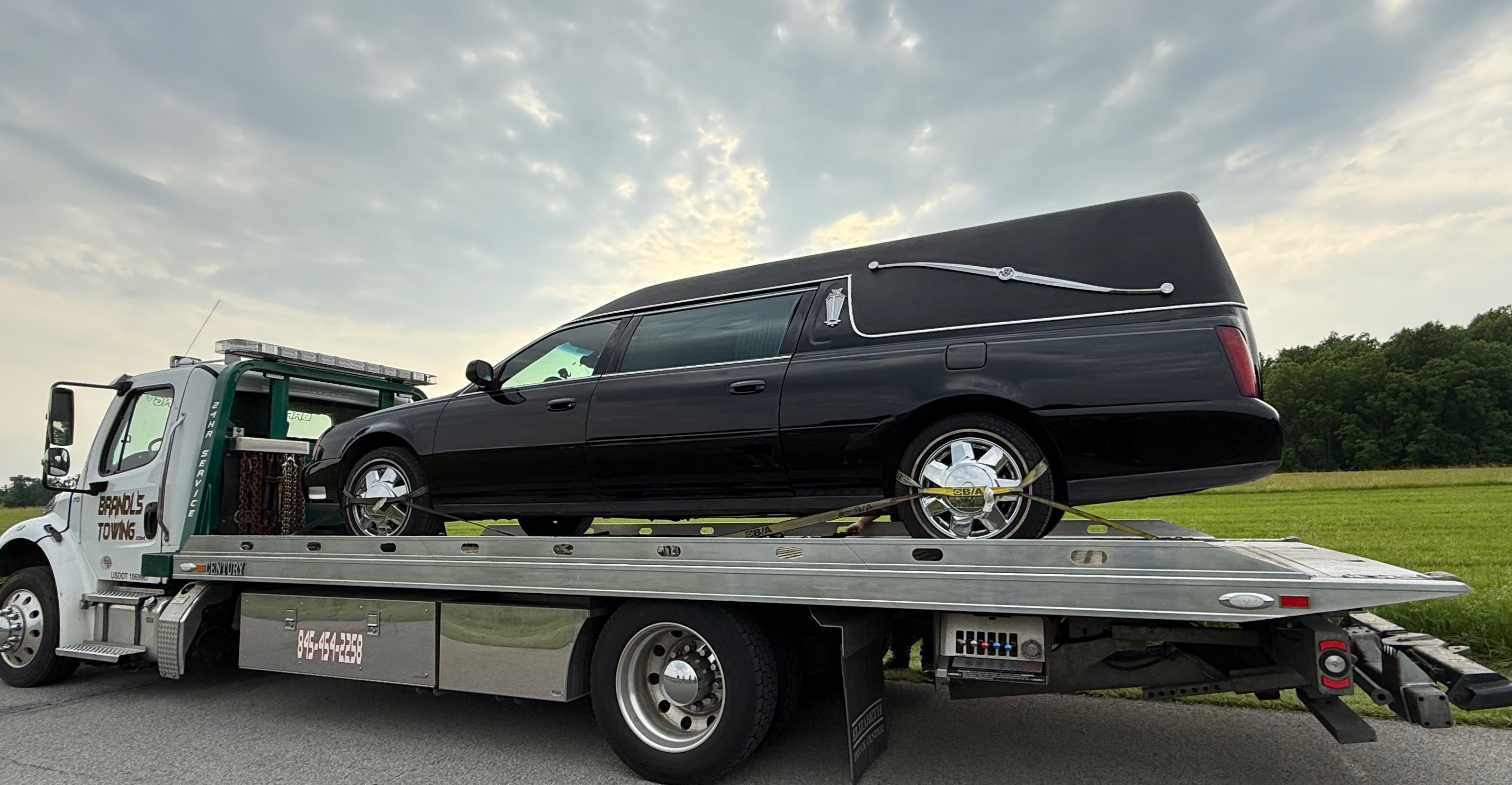 Help Helena the Hearse  thumbnail