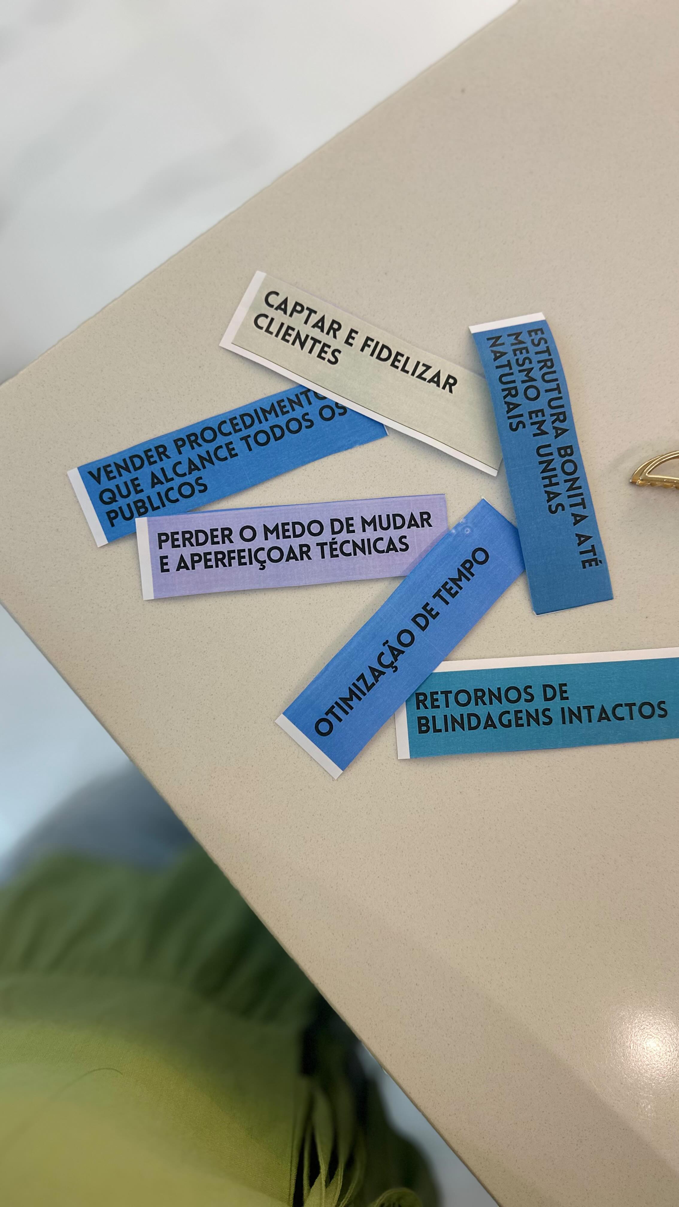Se você pudesse fazer um pedido para se realizar em mesa, qual seria? ✨

Talvez você precise de:
📌 Retornos de blindagen