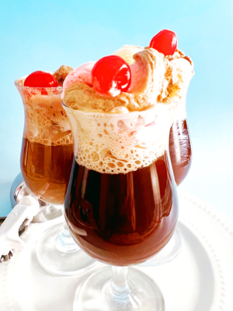 Retro Cola Ice Cream Float Recipe (Old-Fashioned Soda Fountain Treat) — Vintage By the Bite Retro Food Blog thumbnail