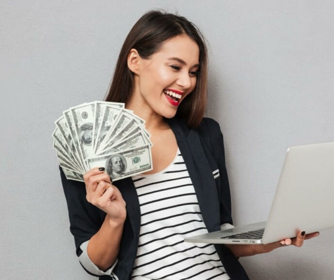 ONLINE WORK FOR GIRLS AND WOMEN. GET PAID FOR CHATTING thumbnail