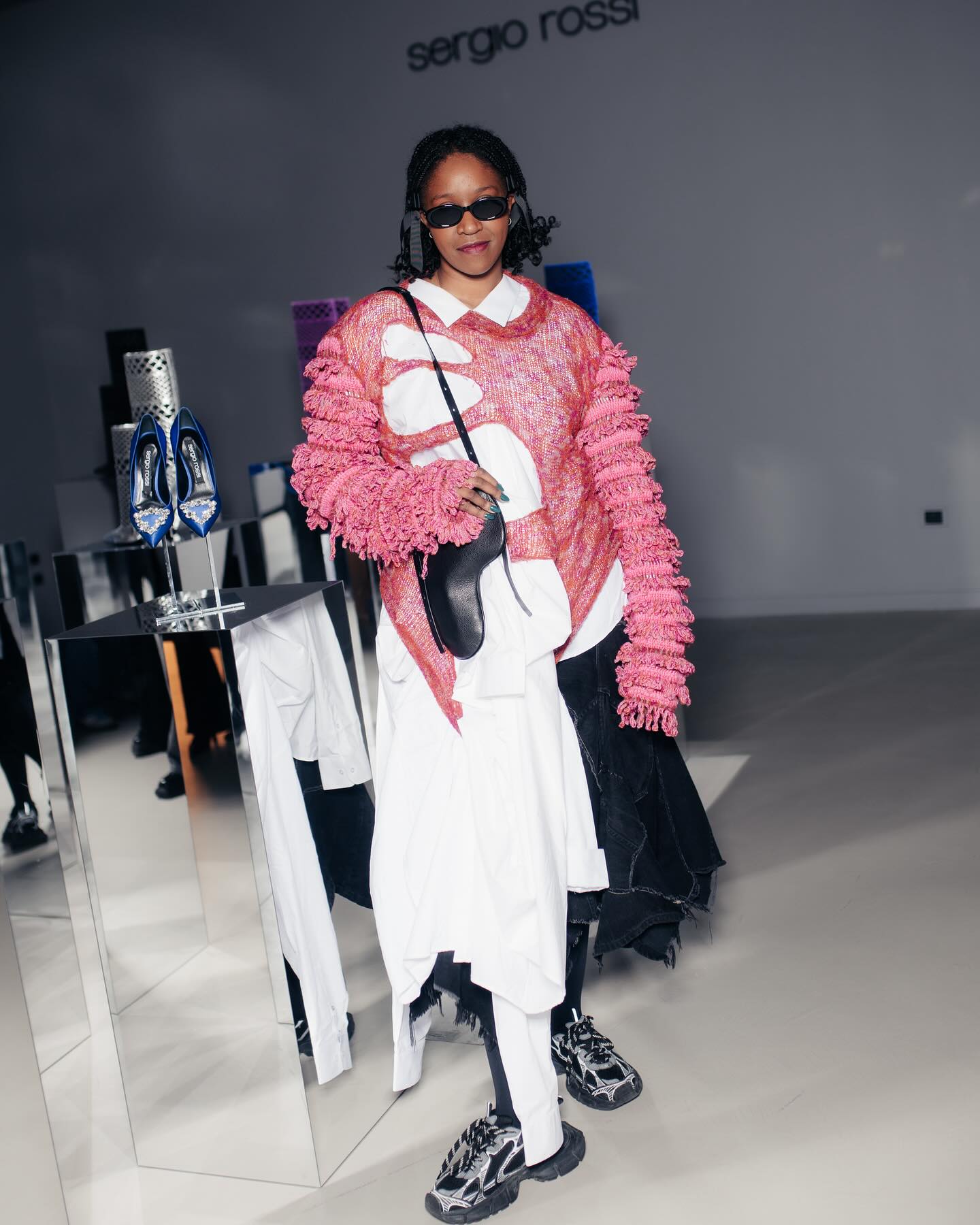 @sergiorossi FW24 ( @milanfashionweek) — my stylist is eating me UP!!! @nottherealye 🤍🤍🤍

📸: @dfphoto._

@meta @creators