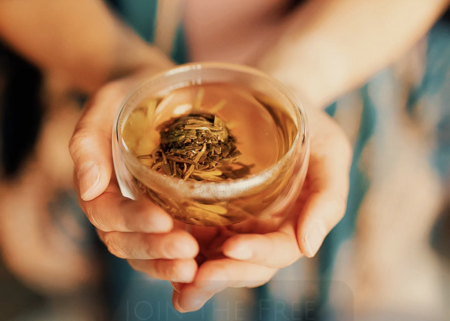 Sip, Silence & Soul: A Meditative Tea Ritual thumbnail