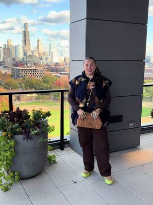 Quick little fit check for some events today 🦆  #chicago #curvytiktok #plussizeedition 