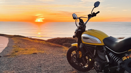 📸 Snap Killer Moto Shots with Just Your Phone thumbnail