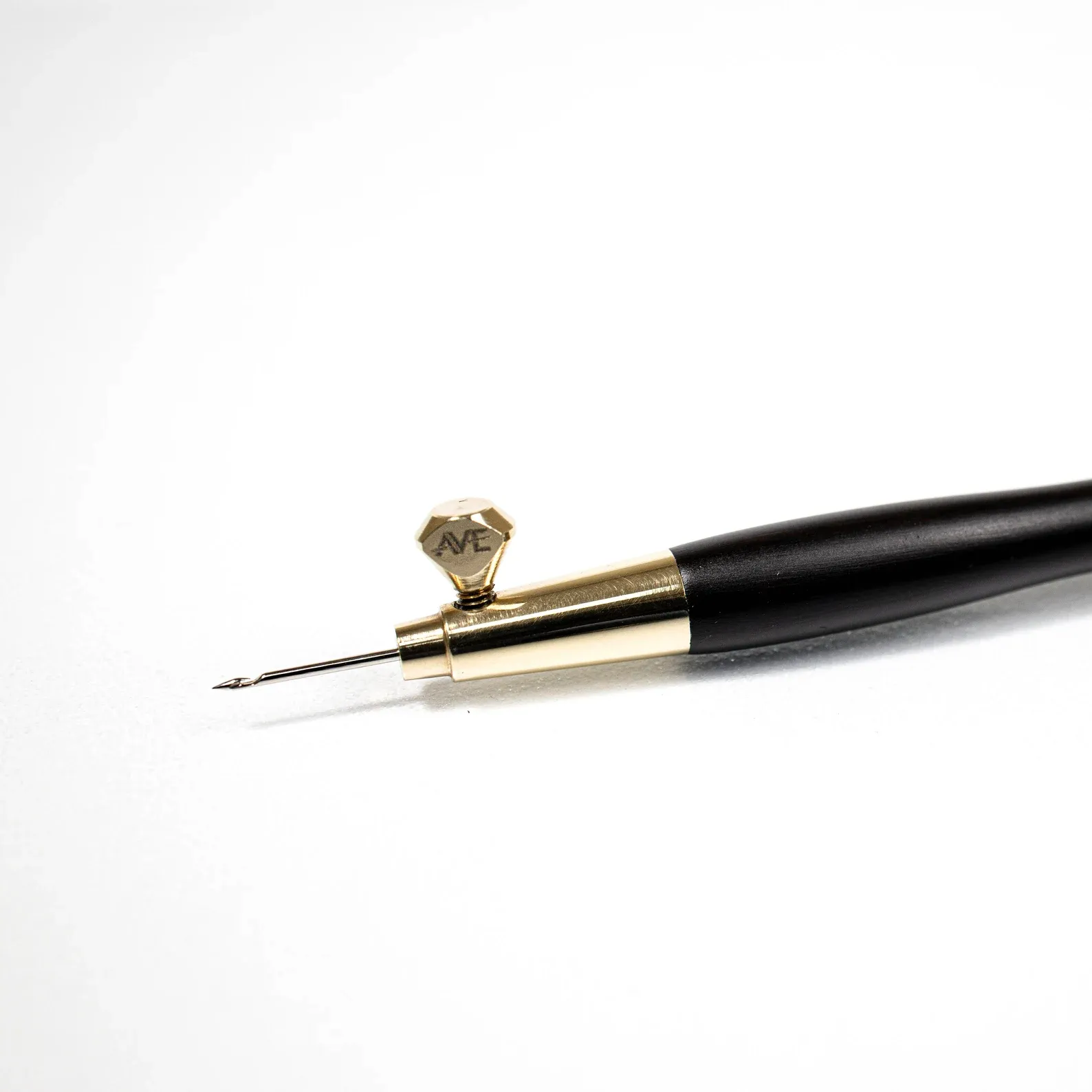 Luxury Tambour Hooks  thumbnail
