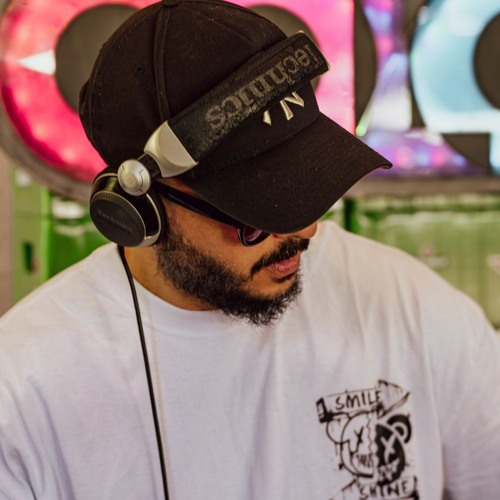 Mik Silva Warm Up @ Colours - Caxias do Sul 201225 thumbnail