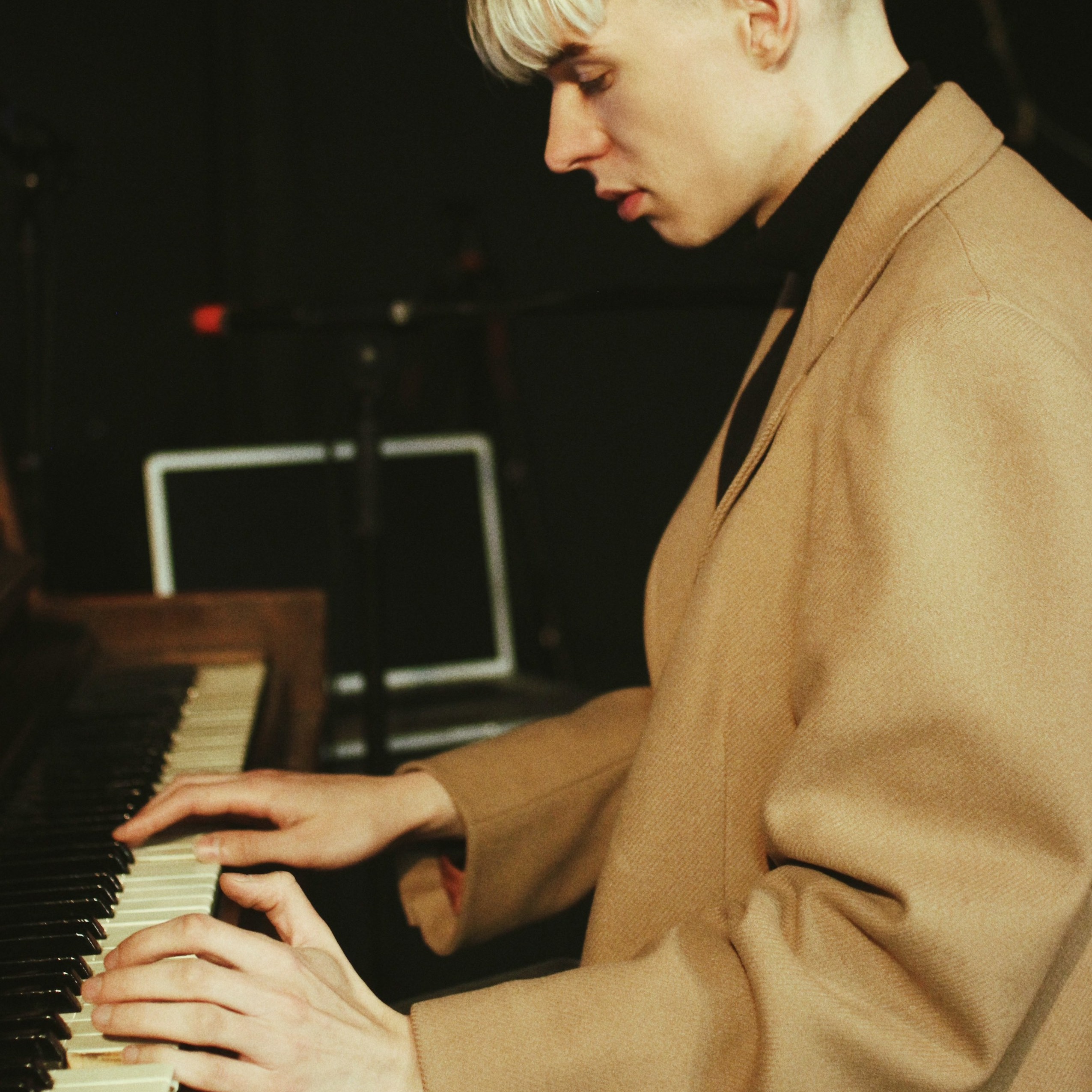 Douglas Dare live at Vortex Jazz Club (Matinee) thumbnail