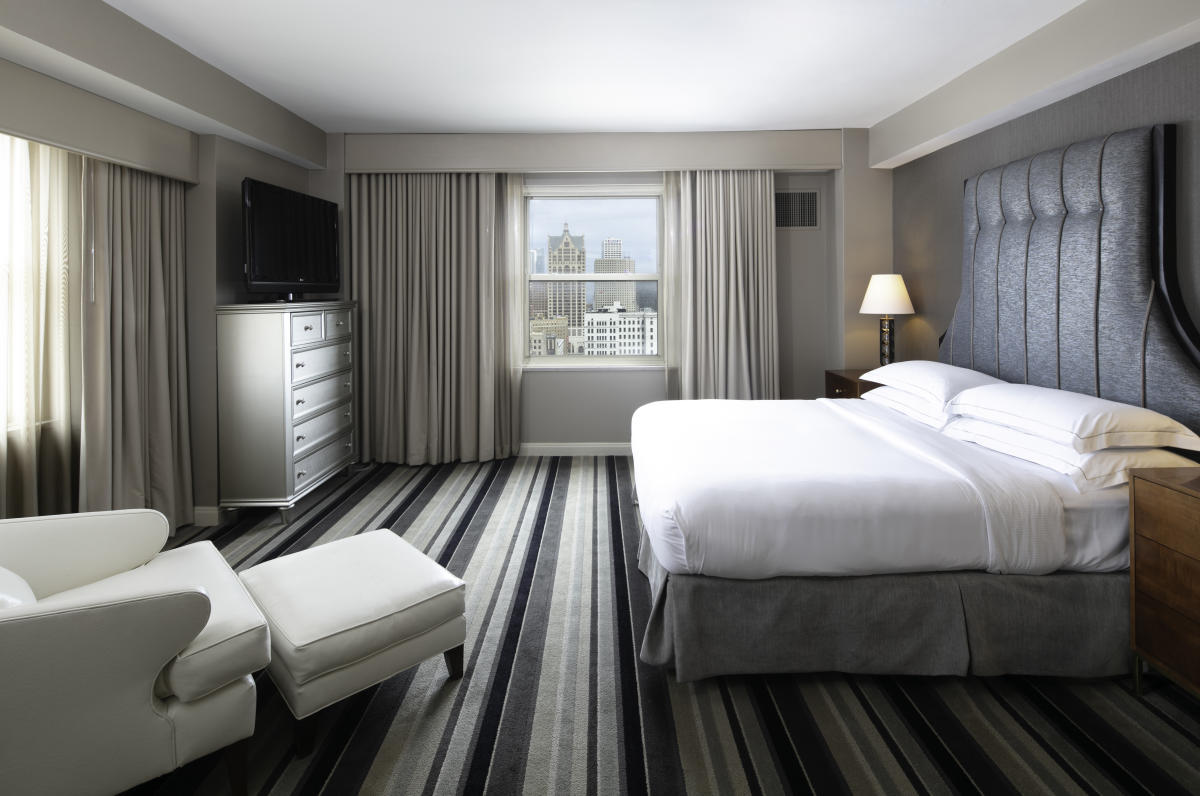 Hotel Month 2026 | Holiday Deals in Milwaukee, WI thumbnail