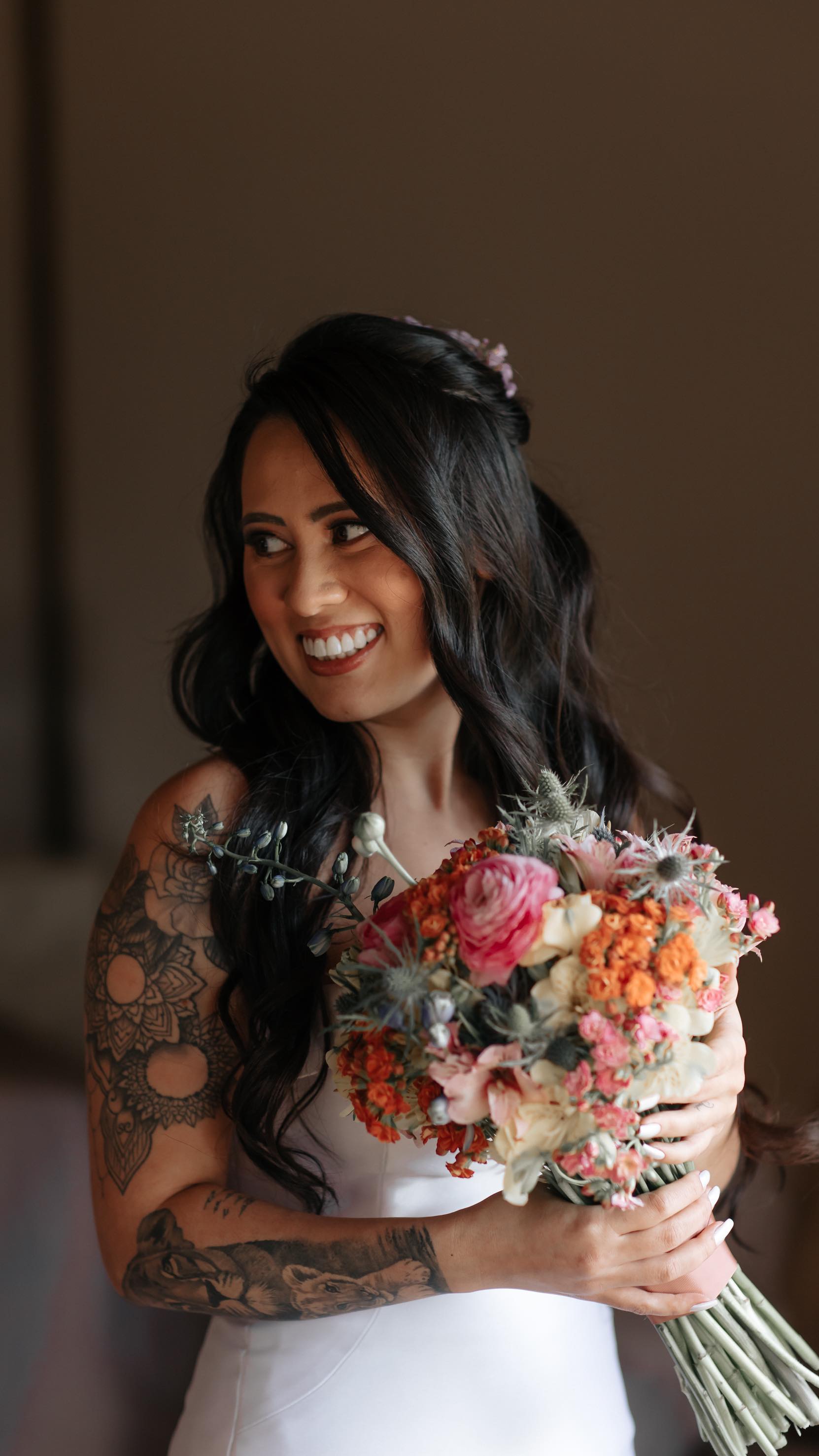 A entrega …junto com o buquê,vai todo o nosso amor, carinho e desejos de felicidades!!

Noivos: @juuharada e @danielveri