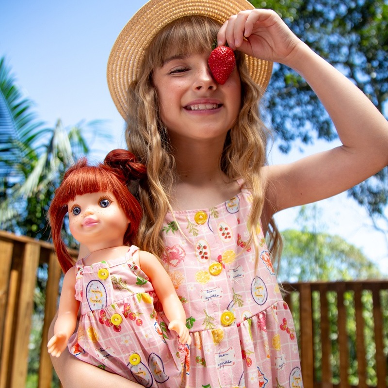 MENINAS E BONECAS thumbnail