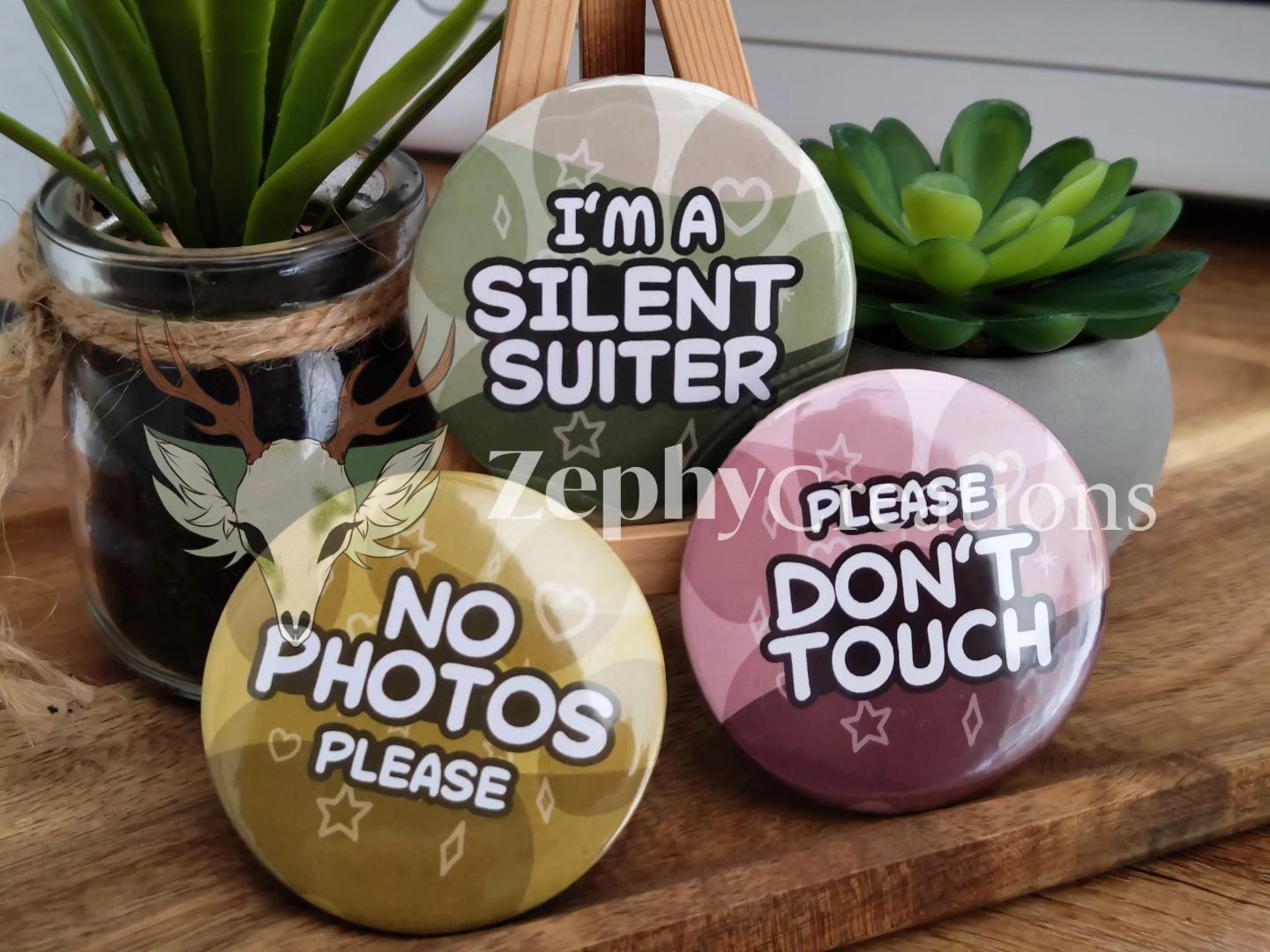 New 58mm buttons! "Silent Suiter", "No Photos" and "Don't Touch". Perfect as an add-on for your fursuit and your next Co