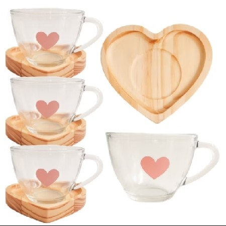 Jogo de Xícaras e Pires (Coração) thumbnail