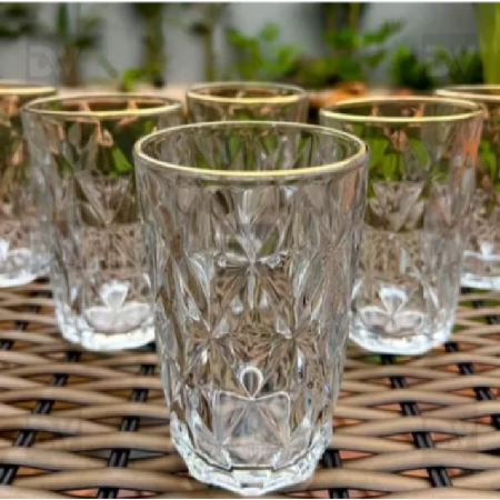 Jogo de copos com borda dourada thumbnail